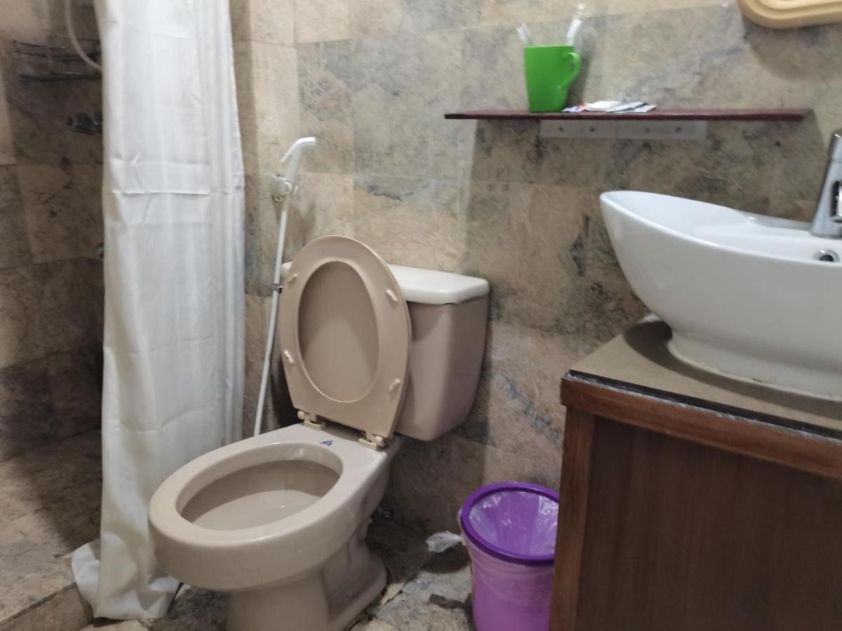 Accommodation Services Makati City Ngoại thất bức ảnh